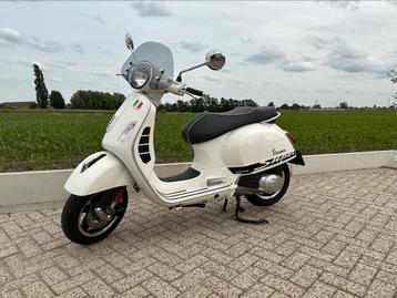 Vespa GTS Super 125cc met ABS (Kleur: Wit !) beschikbaar voor biedingen