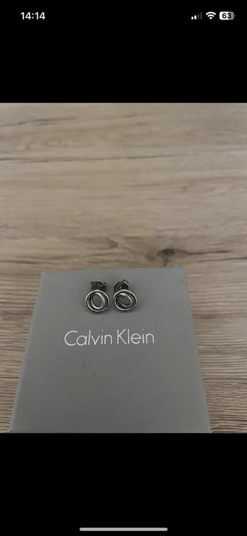 Calvin Klein 
