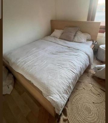 2 Persoon Bed Te Koop met Matras! Weggeef Prijs beschikbaar voor biedingen