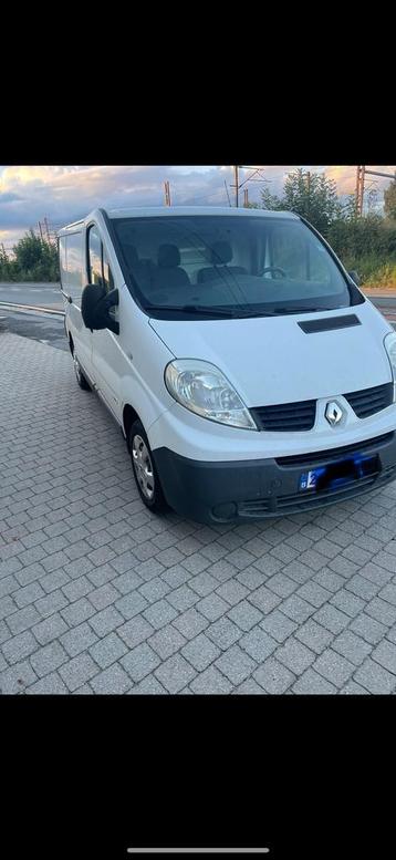 Renault trafic 2 litre 115 ch de 13/12/2011