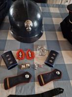 Oude helm gendarmerie met binnenwerk en lot tekens alles 40€, Ophalen of Verzenden