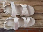 Skechers arch fit go walk sandalen, Kleding | Dames, Schoenen, Ophalen, Skechers, Beige, Nieuw