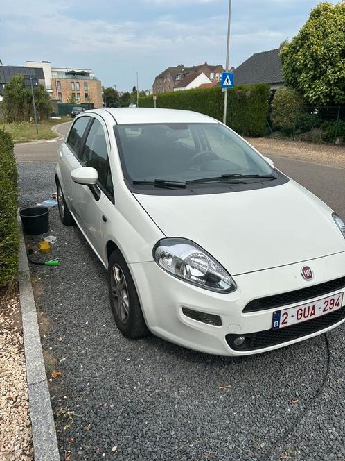 Fiat punto (2015) 81000 km, Auto's, Fiat, Particulier, Punto, Apple Carplay, Elektrisch, Ophalen