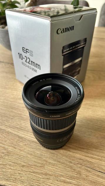 Canon EFS 10-22 mm f/3.5-4.5