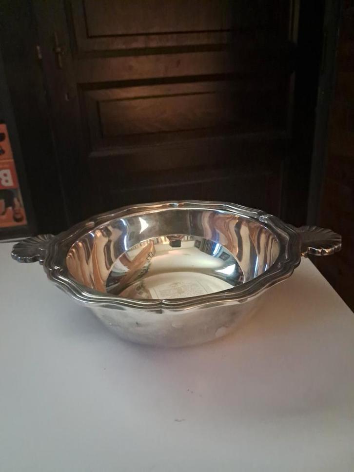 Christofle zilverkleurige schaal, Antiek en Kunst, Antiek | Zilver en Goud, Zilver, Ophalen
