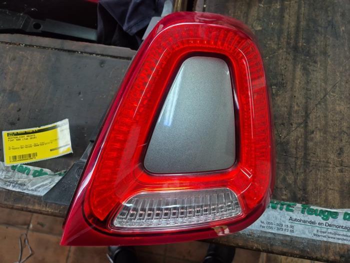 Achterlicht rechts van een Fiat 500, Auto-onderdelen, Verlichting, Gebruikt, 3 maanden garantie, Ophalen of Verzenden