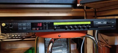 vintage Korg A3 met FC6 remote ( nieuw scherm + batterij ), Muziek en Instrumenten, Effecten, Chorus, Delay of Echo, Distortion, Overdrive of Fuzz