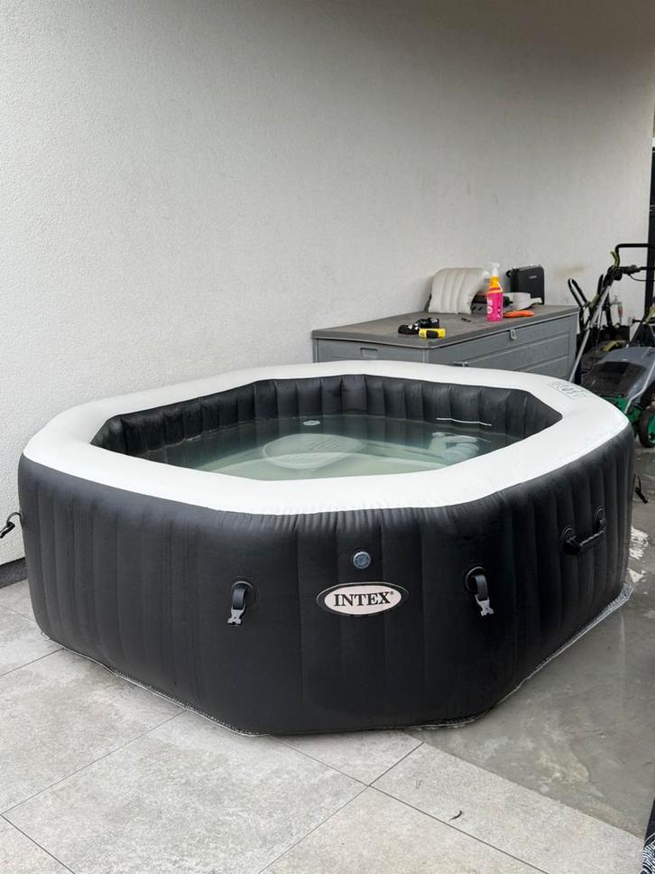 Intex PureSpa Jet & bubble deluxe Carbone. 4 personen, Tuin en Terras, Bubbelbaden en Hottubs, Zo goed als nieuw, Ophalen