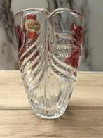 Vase en cristal, Enlèvement