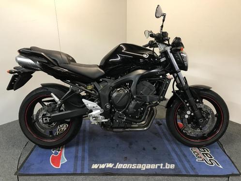 Yamaha FZ6 S2 bwj. 2006 à 4250,- réf. LS2604, Motos, Motos | Yamaha, Entreprise, Naked bike, plus de 35 kW, 4 cylindres, Enlèvement ou Envoi