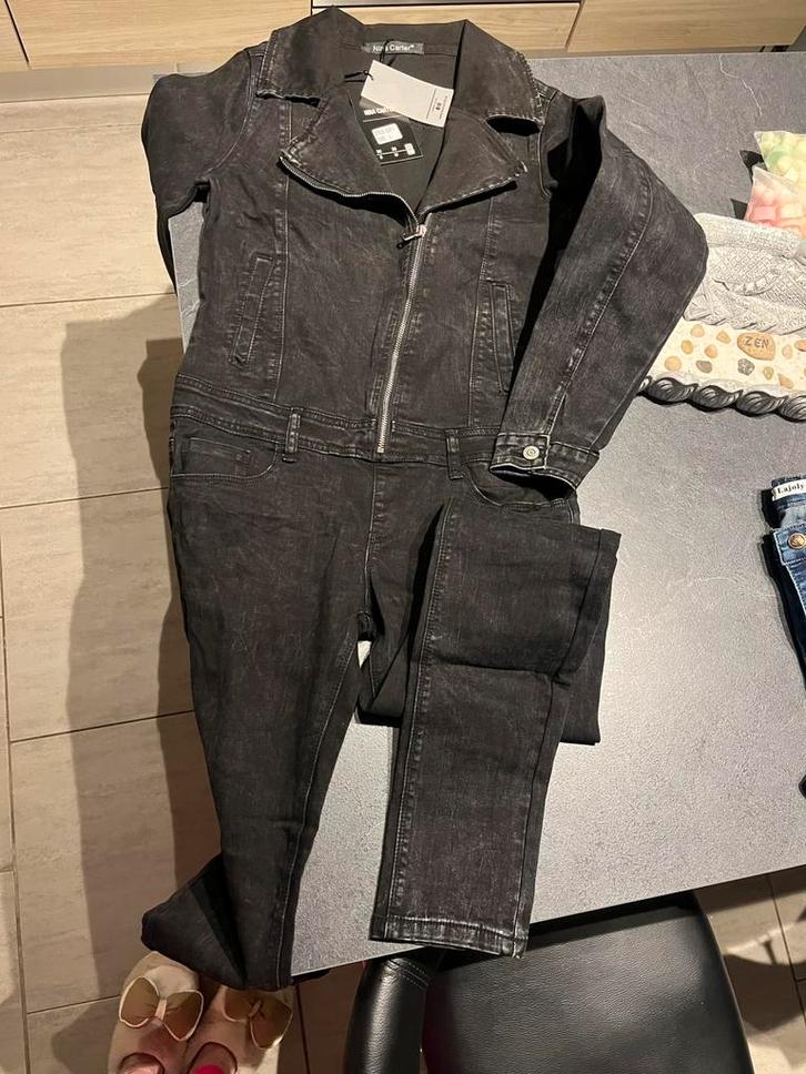 T40zwarte jumpsuit van elastaan, Kleding | Dames, Jumpsuits, Nieuw, Maat 38/40 (M), Zwart, Ophalen of Verzenden