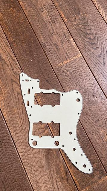 Allparts jazzmaster pickguard beschikbaar voor biedingen