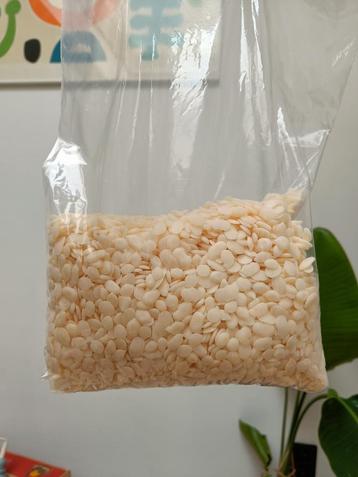 Koolzaadwas beschikbaar voor biedingen