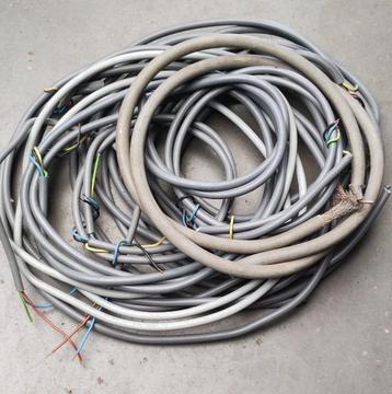 restanten electriciteitkabels  beschikbaar voor biedingen