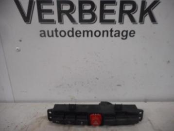 ALARMLICHTEN SCHAKELAAR Opel Antara (LA6) (20785509-120105) beschikbaar voor biedingen