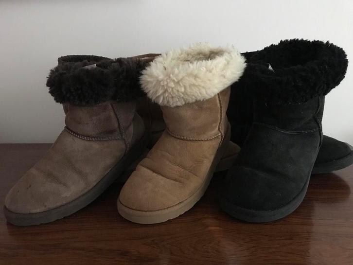3 paar UGG UGGS bruin camel zwart maat 38 / 39, Vêtements | Femmes, Chaussures, Porté, Boots et Botinnes, Brun, Enlèvement ou Envoi