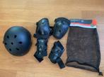 Kit protection skateboard avec casque, Sports & Fitness, Skateboard, Enlèvement, Utilisé