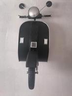 Déco en forme d'avant de scooter, Enlèvement