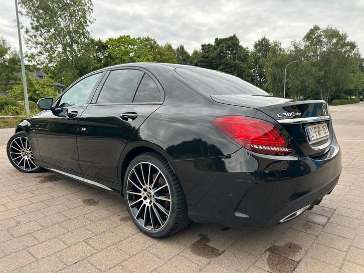 C300DE SEDAN 147000KM 306PK, Auto's, Mercedes-Benz, Particulier, Leder en Alcantara, Ophalen