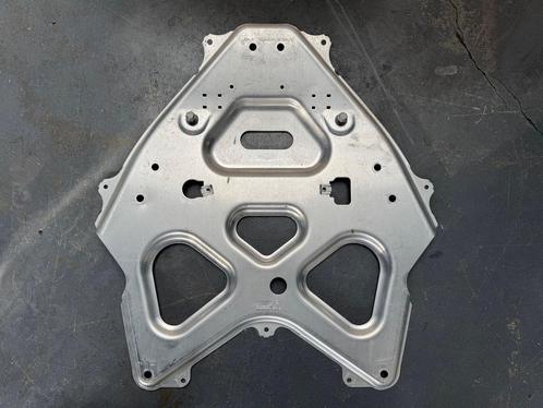981.331.261.13  alu bodemplaat, Auto-onderdelen, Carrosserie, Gebruikt, Ophalen of Verzenden