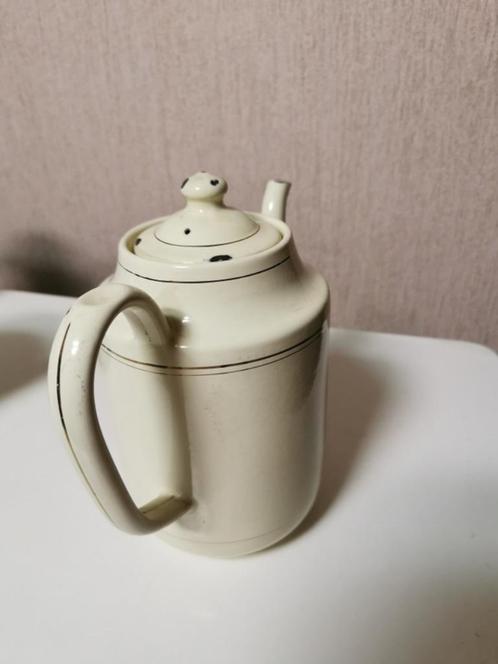 Koffiekan - Koffiepot wit antiek H 20 -22 cm, B 9 cm, Verzamelen, Retro, Huis en Inrichting, Ophalen