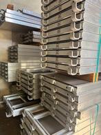 Steigers / Vloeren / Passagevlonder met ladders MJ, Olan,.., Ophalen, Nieuw, Ladder