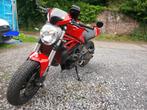 Ducati 821 stripe, 2 cilinders, 821 cc, Sport, Particulier