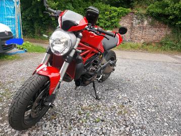 Ducati 821 stripe beschikbaar voor biedingen