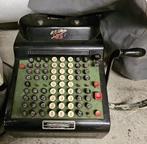 Mechanische rekenmachine RC Allen 85, Ophalen