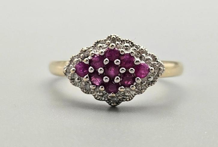 Gouden Vintage ring edelsteen robijn en diamant. 2024/139., Handtassen en Accessoires, Antieke sieraden, Ring, Goud, Met edelsteen