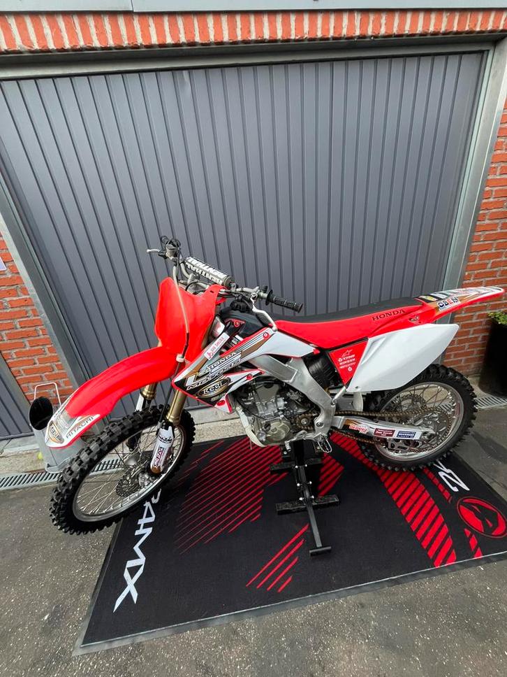 Honda CRF250R 2008 - 44 uur!, Fietsen en Brommers, Brommers | Crossbrommers, Gebruikt, Honda, Ophalen