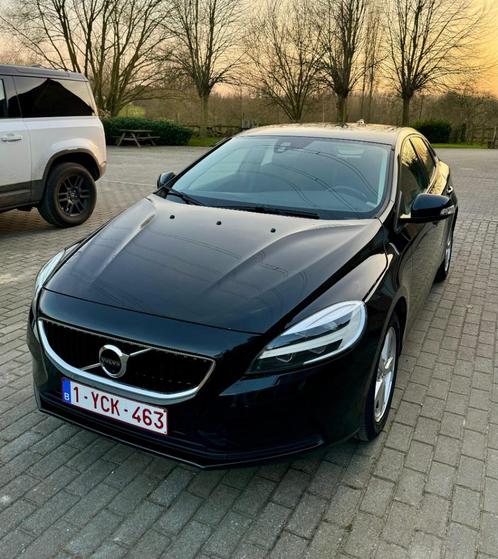 VOLVO V40 - GEKEURD, Auto's, Volvo, Particulier, V40, ABS, Adaptive Cruise Control, Airbags, Airconditioning, Alarm, Autonomous Driving