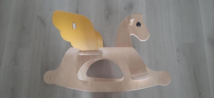 Houten schommelpaard, Kinderen en Baby's, Speelgoed | Houten speelgoed, Zo goed als nieuw, Rij- of Hobbelspeelgoed, Ophalen