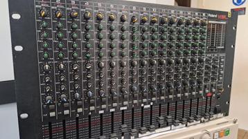 Mixeur de ligne Roland M-16E 2 pièces (prix = par pièce), Musique & Instruments, Tables de mixage, Enlèvement, Utilisé, 10 à 20 canaux