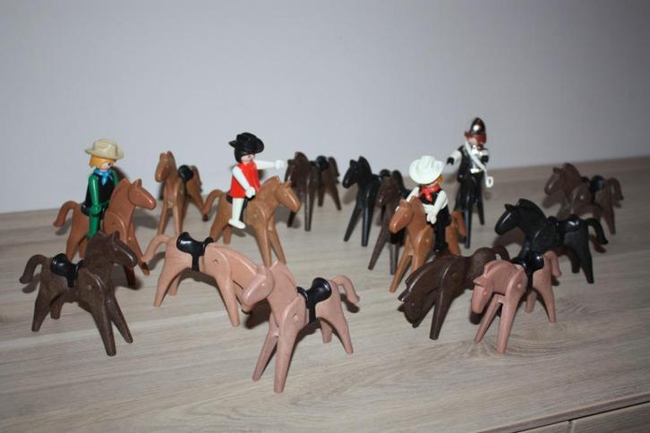 Geobra 1974 lot paarden en figuren, voorloper Playmobil, Kinderen en Baby's, Speelgoed | Overig, Gebruikt, Jongen of Meisje, Ophalen of Verzenden