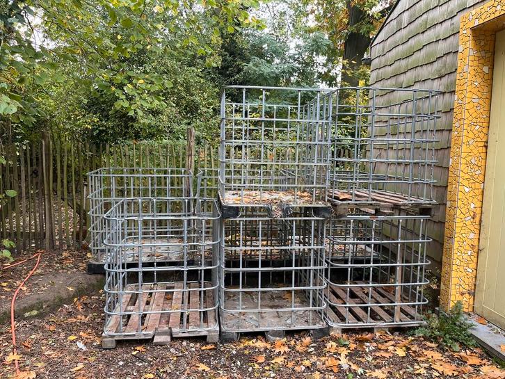 IBC korven 8 stuks, Doe-het-zelf en Bouw, Overige Doe-Het-Zelf en Bouw, Gebruikt, Ophalen