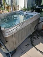 Jacuzzi gratis geleverd geplaats, Ophalen of Verzenden, Zo goed als nieuw