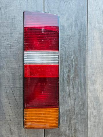 R-Achterlicht Ford Escort Bwjr 86-89 beschikbaar voor biedingen