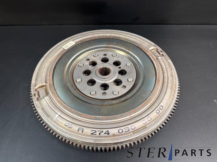 Volant moteur d'un Mercedes C-Klasse, Autos : Pièces & Accessoires, Moteurs & Accessoires, Mercedes-Benz, Utilisé, 3 mois de garantie