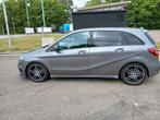 Mercedes benz B180 benzine Amg line automaat 2017, Auto's, Mercedes-Benz, Euro 6, 4 cilinders, Leder en Stof, 1595 cc