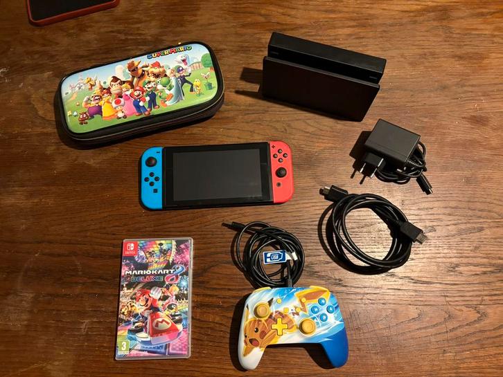 Nintendo Switch Pakket, Games en Spelcomputers, Spelcomputers | Nintendo Switch, Zo goed als nieuw, Switch 2019 Upgrade, Met 1 controller