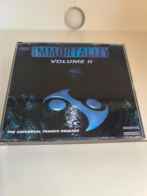 Immortality volume 2 - dubbel cd - trance - dance- 1996., CD & DVD, CD | Dance & House, Comme neuf, Enlèvement ou Envoi