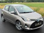 Toyota Yaris 1.5 Hybrid BENZ/ELEK CAMERA NAVI GARANTIE 12MOI, 4 cilinders, 5 zetels, 5 deurs, Hybride Elektrisch/Benzine