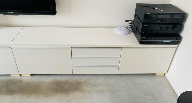 Ikea besta tv meubel, Huis en Inrichting, Kasten |Televisiemeubels, Gebruikt, Minder dan 100 cm, 150 tot 200 cm, 25 tot 50 cm