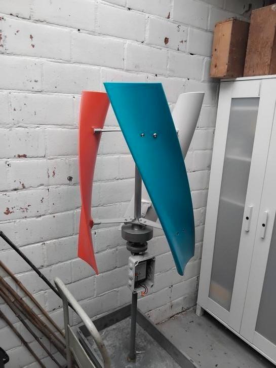 Windmolen Spiral turbine 12v windturbine, Doe-het-zelf en Bouw, Zonnepanelen en Toebehoren, Zo goed als nieuw, Ophalen