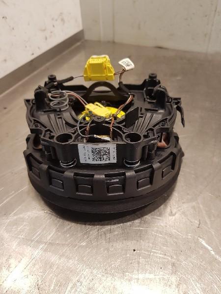 AIRBAG STUUR Passat Variant 4Motion (3C5) (|3C0880201AM|), Auto-onderdelen, Overige Auto-onderdelen, Volkswagen, Gebruikt