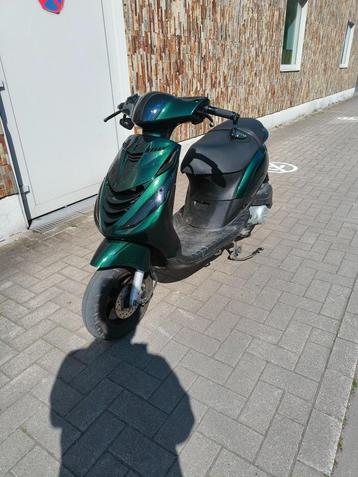 Piaggio zip (iget) beschikbaar voor biedingen