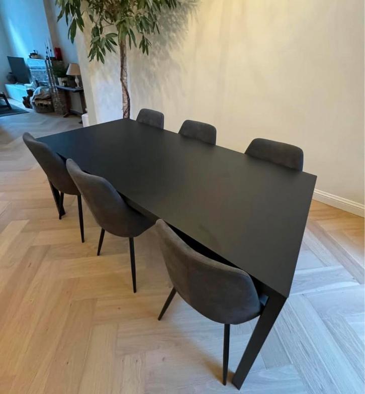 Metalen tafel La Redoute, Huis en Inrichting, Tafels | Eettafels, Zo goed als nieuw, Metaal, Ophalen