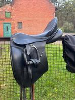 Kentaur dressuurzadel 18 inch, Animaux & Accessoires, Chevaux & Poneys | Selles, Enlèvement, Utilisé, Dressage