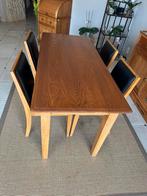 Table et chaises (4) en merisier massif, Enlèvement, Utilisé